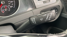 Volkswagen Golf 1.6 TDI SE 5dr [Nav] Diesel Estate